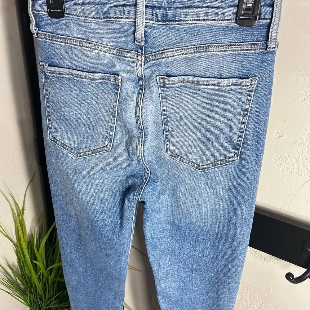 Forever 21 High-Rise distressed Skinny jeans Size 28 - Picture 9 of 14